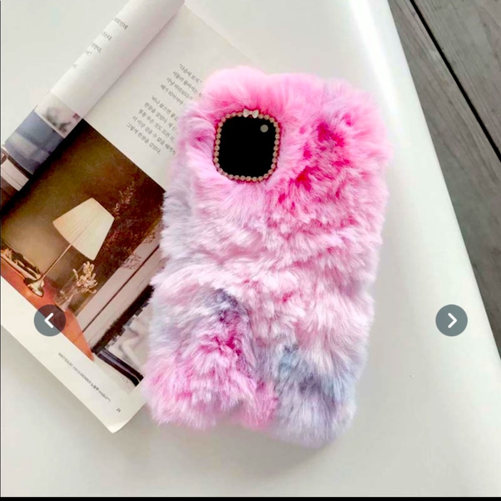 iPhone X/XS fuzzy case